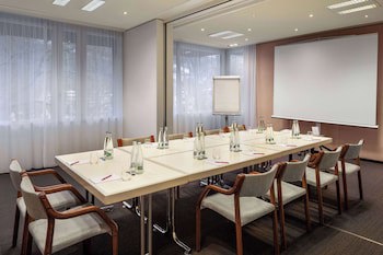 Ramada By Wyndham Baden Hotel Du Parc