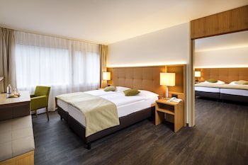 Ramada By Wyndham Baden Hotel Du Parc