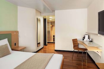 Ramada By Wyndham Baden Hotel Du Parc