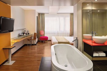 Ramada By Wyndham Baden Hotel Du Parc