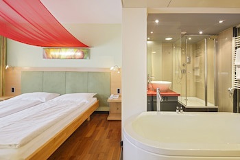 Ramada By Wyndham Baden Hotel Du Parc