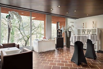 Ramada By Wyndham Baden Hotel Du Parc