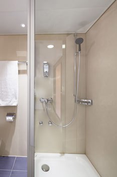 Ramada By Wyndham Baden Hotel Du Parc