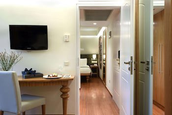 Titania Hotel galeri fotoğrafı
