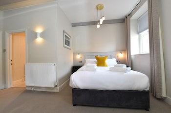The Lansdowne Hotel