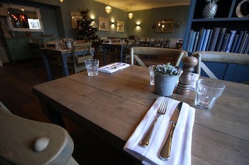 The Lansdowne Hotel