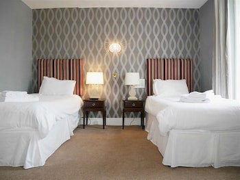 The Lansdowne Hotel