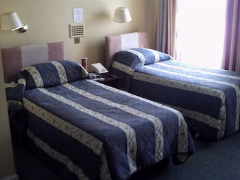 The Lansdowne Hotel