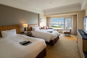 Kobe Bay Sheraton Hotel & Towers