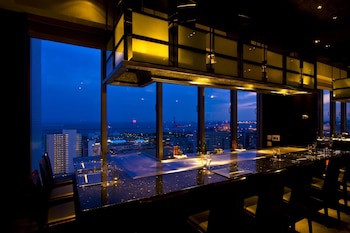 Kobe Bay Sheraton Hotel & Towers