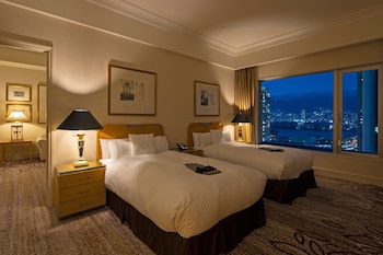 Kobe Bay Sheraton Hotel & Towers
