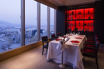 Kobe Bay Sheraton Hotel & Towers