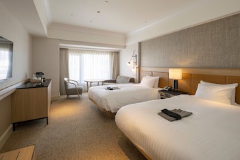 Kobe Bay Sheraton Hotel & Towers