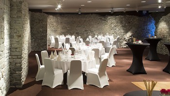 Crowne Plaza Bruges, An Ihg Hotel