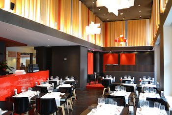 Crowne Plaza Bruges, An Ihg Hotel