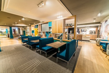 Holiday Inn Brighouse, An Ihg Hotel