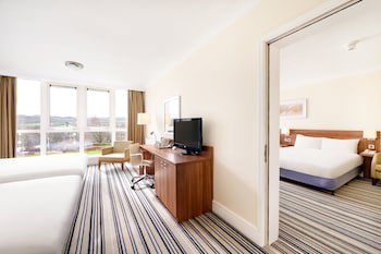 Holiday Inn Brighouse, An Ihg Hotel