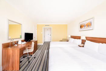 Holiday Inn Brighouse, An Ihg Hotel