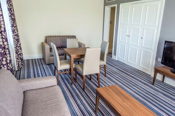 Holiday Inn Brighouse, An Ihg Hotel