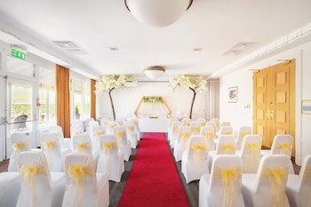 Holiday Inn Brighouse, An Ihg Hotel