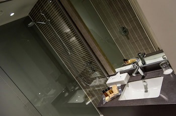 Holiday Inn Brighouse, An Ihg Hotel