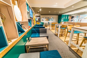 Holiday Inn Brighouse, An Ihg Hotel