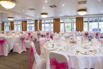 Holiday Inn Brighouse, An Ihg Hotel