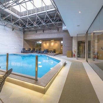Bourbon Curitiba Hotel & Suites