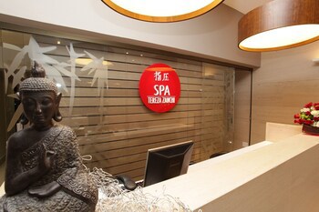 Bourbon Curitiba Hotel & Suites