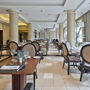 Bourbon Curitiba Hotel & Suites