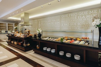 Bourbon Curitiba Hotel & Suites