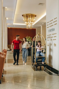 Bourbon Curitiba Hotel & Suites
