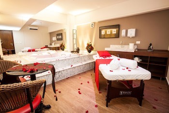 Bourbon Curitiba Hotel & Suites