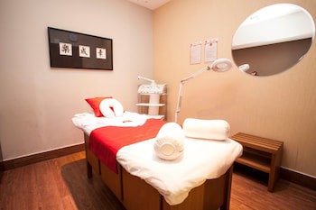 Bourbon Curitiba Hotel & Suites