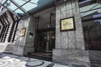 Bourbon Curitiba Hotel & Suites