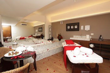 Bourbon Curitiba Hotel & Suites