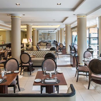 Bourbon Curitiba Hotel & Suites