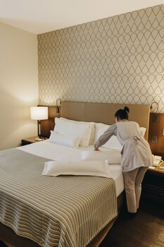 Bourbon Curitiba Hotel & Suites