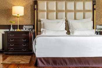 Bourbon Curitiba Hotel & Suites