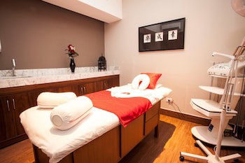 Bourbon Curitiba Hotel & Suites