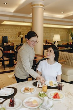 Bourbon Curitiba Hotel & Suites