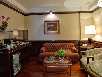Bourbon Curitiba Hotel & Suites