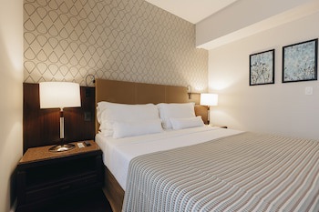 Bourbon Curitiba Hotel & Suites