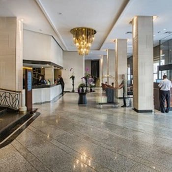 Bourbon Curitiba Hotel & Suites