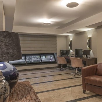 Bourbon Curitiba Hotel & Suites