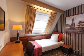Grand Museum Hotel, Bw Signature Collection