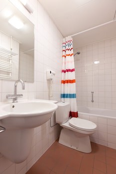 Grand Museum Hotel, Bw Signature Collection