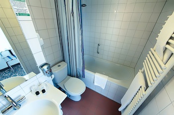 Grand Museum Hotel, Bw Signature Collection