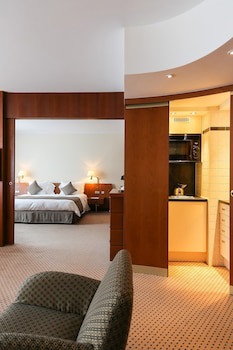 Le Royal Hotels & Resorts