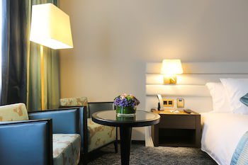 Le Royal Hotels & Resorts